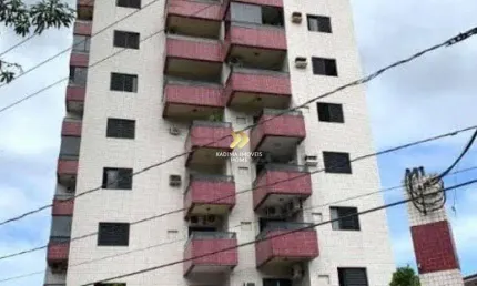 Apartamento no canto do forte – localização privilegiada
