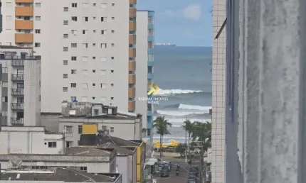 Apartamento 01 Dormitório, Bairro Ocian -  Elevador e Garagem