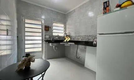 Casa em condomínio fechado com 1 quarto à venda na Rua Leme, 127, Guilhermina, Praia Grande, 28 m2 por R$ 195.000