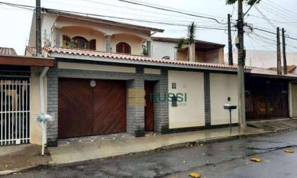 Casa com 5 dormitórios à venda, 213 m² por R$ 640.000,00 - Jardim Ismênia - São José dos Campos/SP