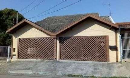 Casa com 4 dormitórios à venda, 220 m² por R$ 960.000,00 - Cidade Morumbi - São José dos Campos/SP