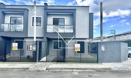 Sobrado para Venda em Curitiba, Xaxim, 3 dormitórios, 1 suíte, 3 banheiros, 1 vaga