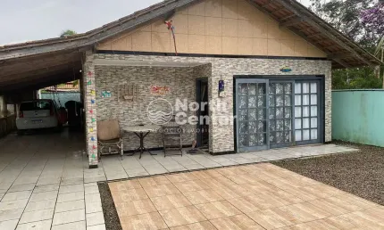 Casa com Amplo Terreno à Venda no Bairro Costeira, Balneário Barra do Sul, SC