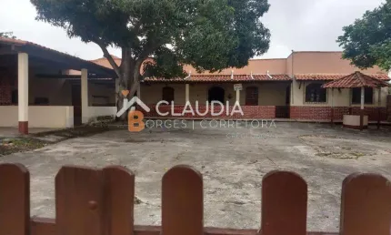 Casa para Venda em Araruama, Centro (Iguabinha), 3 dormitórios, 2 suítes, 2 banheiros, 10 vagas