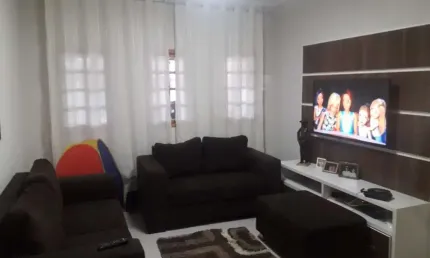 Casa com 3 quartos à venda na Francisco Grespan, 102, Parque Brasil, Jacareí por R$ 585.000