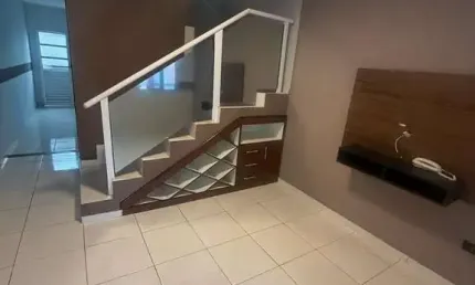 Casa em condomínio fechado com 2 quartos à venda na Avenida José Theodoro de Siqueira, 209, Vila Romana, Jacareí por R$ 280.000