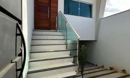 Casa com 3 quartos à venda no Castanheiras, Governador Valadares 