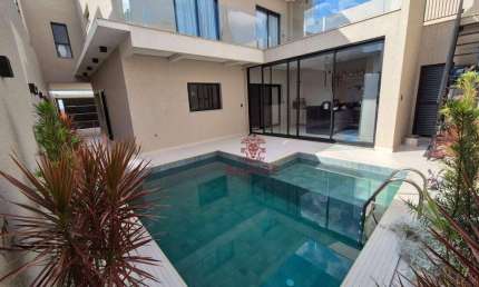 SOBRADO ALTO PADRÃO COM 3 SUITES A VENDÁ EM CASCAVEL