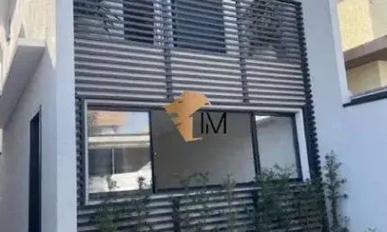 Oportunidade casa sobrado 140 metros, 3 Dorms, 1 suíte, 2 vagas de garagem
