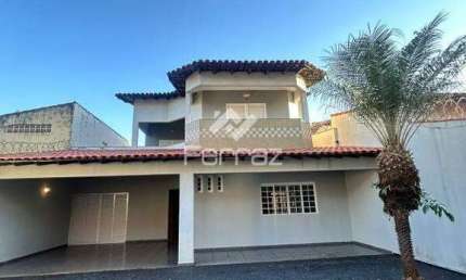 Casa com 3 quartos à venda no Umuarama, Uberlândia 