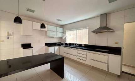 Casa com 3 quartos à venda no Brasil, Uberlândia 