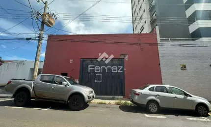 Barracão / Galpão / Depósito à venda no Fundinho, Uberlândia 