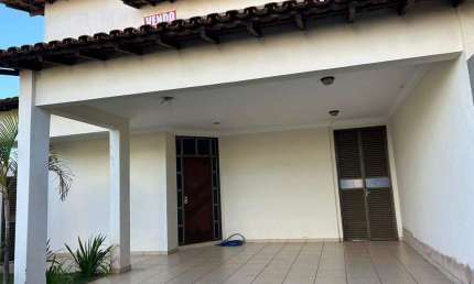 Casa à venda, 4 quartos, 2 suítes, 4 vagas, Presidente Roosevelt - Uberlândia/MG