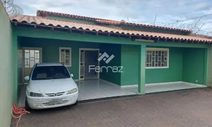 Casa à venda, 3 quartos, 1 suíte, 5 vagas, Nossa Senhora das Graças - Uberlândia/MG