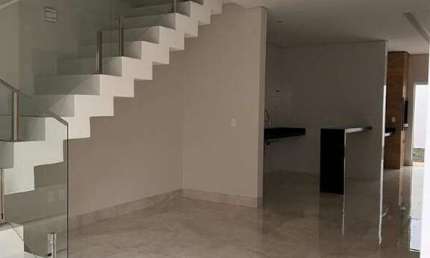 Casa à venda, 3 quartos, 1 suíte, 3 vagas, Grand Ville - Uberlândia/MG