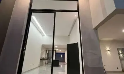 Linda casa no bairro Quinta Alto Umuarama em Uberlândia