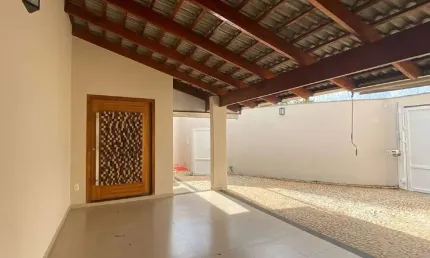 Excelente casa no bairro bosque dos buritis em uberlândia