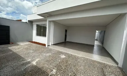 Linda casa a venda no Bairro Laranjeiras em Uberlândia