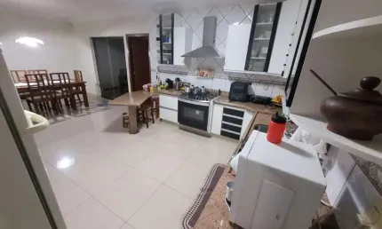Casa à venda, 3 quartos, 1 suíte, 4 vagas, Brasil - Uberlândia/MG