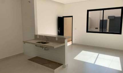 Casa com 2 quartos à venda no Santa Rosa, Uberlândia 