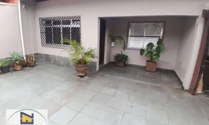 Casa com 3 dormitórios à venda, 135 m² no Bairro Taboão - Diadema/SP, próximo da Avenida Taboão e da Av. 31 Março. Acesso fácil para Via Anchieta.
