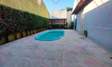 Excelente residência com energia solar, situada no Jardim Diamante, Maringá