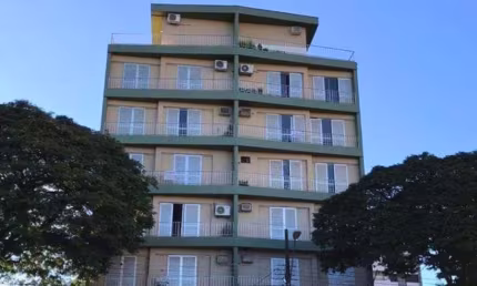 Apartamento para locação no Edifício Monte Castelo, Maringá