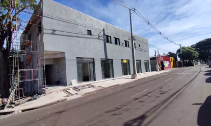 Sala comercial disponível para locação no Jardim Seminário.