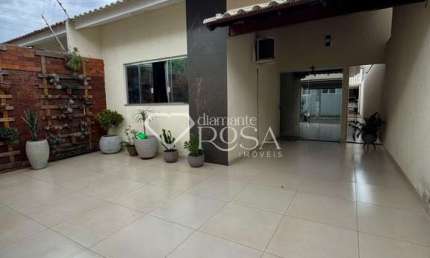 Casa com 2 quartos à venda na Waldercy Antônio Pelacani, 4061, Parque Alto da Paraná, Umuarama