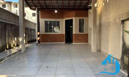Vendo casa com 4 dormitórios área de churrasqueira coberta no bairro Itaguá Ubatuba SP