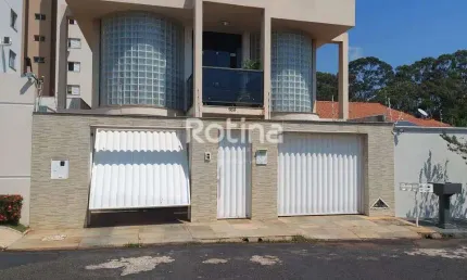 Casa para alugar, 4 quartos, Vigilato Pereira - Uberlândia/MG - Rotina Imobiliária