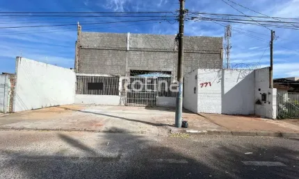 Galpão para alugar, Bom Jesus - Uberlândia/MG - Rotina Imobiliária