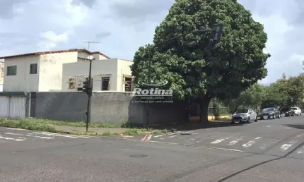 Prédio Inteiro para alugar, Martins - Uberlândia/MG - Rotina Imobiliária