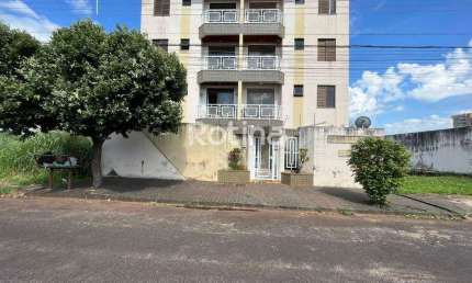 Apartamento para alugar, 2 quartos, Copacabana - Uberlândia/MG - Rotina Imobiliária