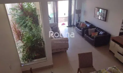 Casa Condomínio Fechado para alugar, 4 quartos, Nova Uberlândia - Uberlândia/MG - Rotina Imobiliária