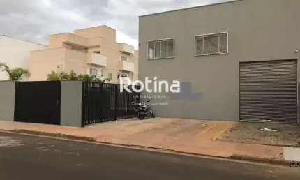 Galpão para alugar, Novo Mundo - Uberlândia/MG - Rotina Imobiliária
