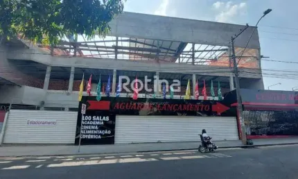 Loja para alugar, Luizote de Freitas - Uberlândia/MG - Rotina Imobiliária