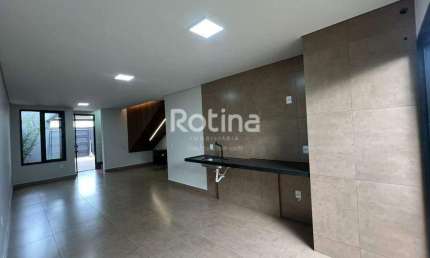Casa para alugar, 3 quartos, Aclimação - Uberlândia/MG - Rotina Imobiliária