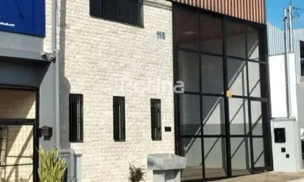 Galpão para alugar, Umuarama - Uberlândia/MG - Rotina Imobiliária