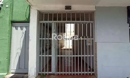 Casa para alugar, 2 quartos, Martins - Uberlândia/MG - Rotina Imobiliária