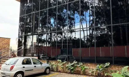 Loja para alugar, Vigilato Pereira - Uberlândia/MG - Rotina Imobiliária