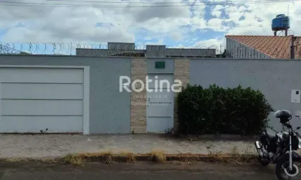 Casa para alugar, 3 quartos, Jardim Botânico - Uberlândia/MG - Rotina Imobiliária