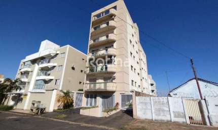 Apartamento para alugar, 3 quartos, Osvaldo Rezende - Uberlândia/MG - Rotina Imobiliária