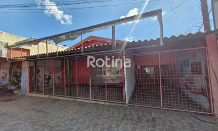 Casa Comercial para alugar, Luizote de Freitas - Uberlândia/MG - Rotina Imobiliária