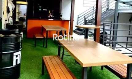 Casa Comercial para alugar, Cazeca - Uberlândia/MG - Rotina Imobiliária