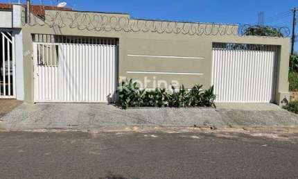 Casa para alugar, 3 quartos, Custódio Pereira - Uberlândia/MG - Rotina Imobiliária
