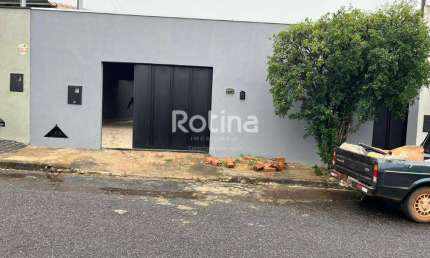 Casa para alugar, 4 quartos, Jardim Patrícia - Uberlândia/MG - Rotina Imobiliária