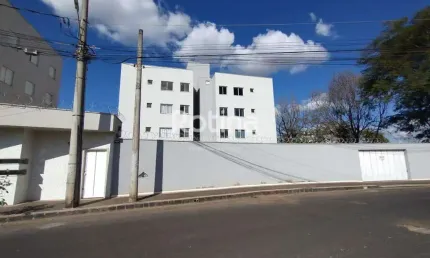Apartamento para alugar, 2 quartos, Alto Umuarama - Uberlândia/MG - Rotina Imobiliária