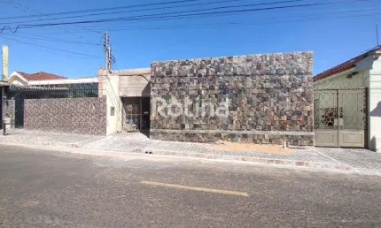 Casa Comercial para alugar, Bom Jesus - Uberlândia/MG - Rotina Imobiliária