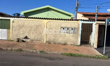 Casa para alugar, 2 quartos, Santa Rosa - Uberlândia/MG - Rotina Imobiliária